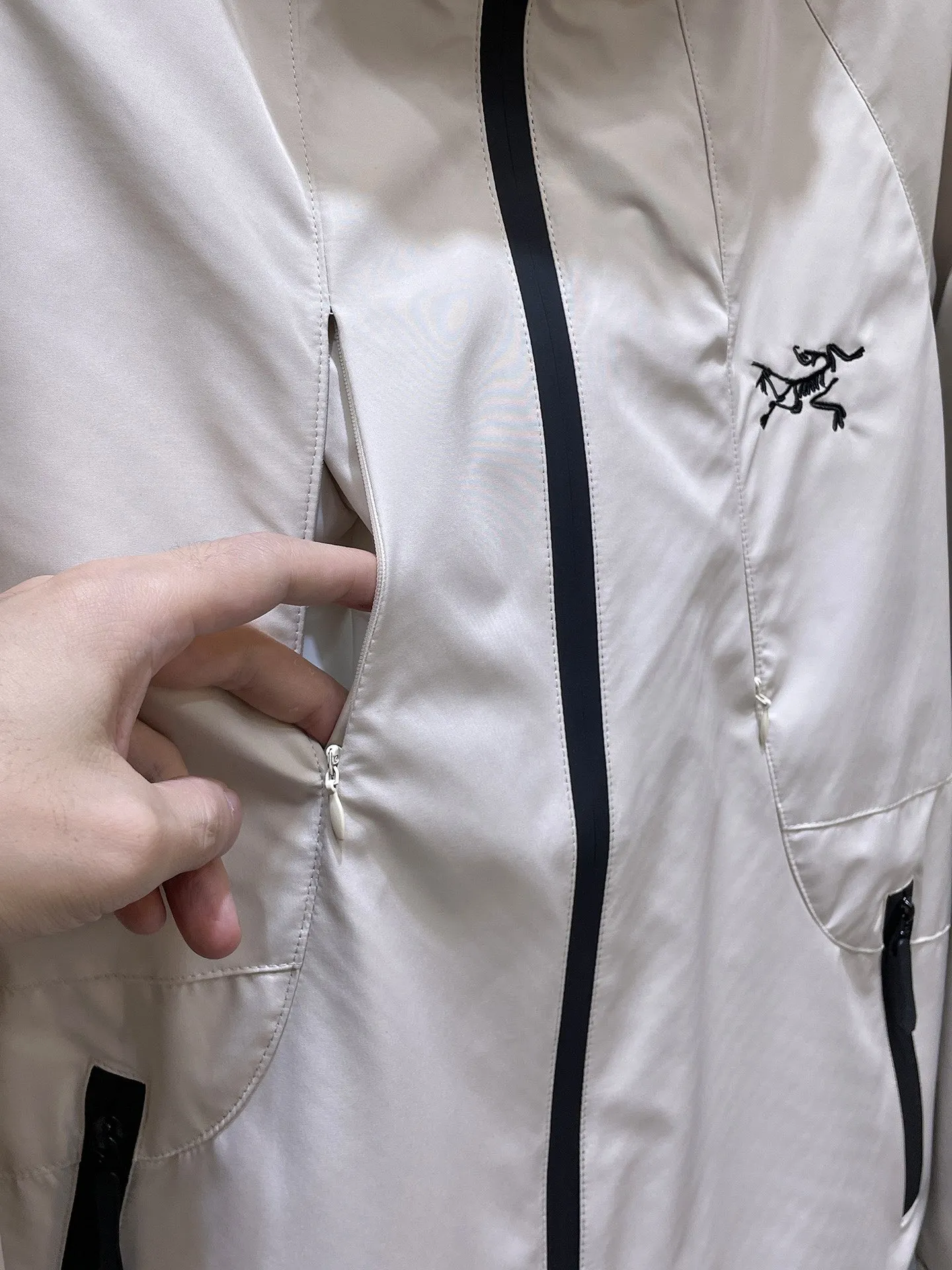 Same Style， ， 2026 New Arrival ， Original Premium Breathable ， ， ， Quality。 ， Sizes：M～3XL，